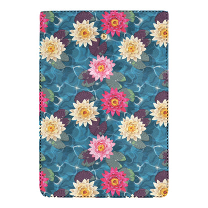 Water Lily Pattern Print Design WL05 Women's Trifold Wallet