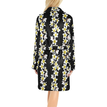 White Plumeria Pattern Print Design PM08 Women's Fleece Robe