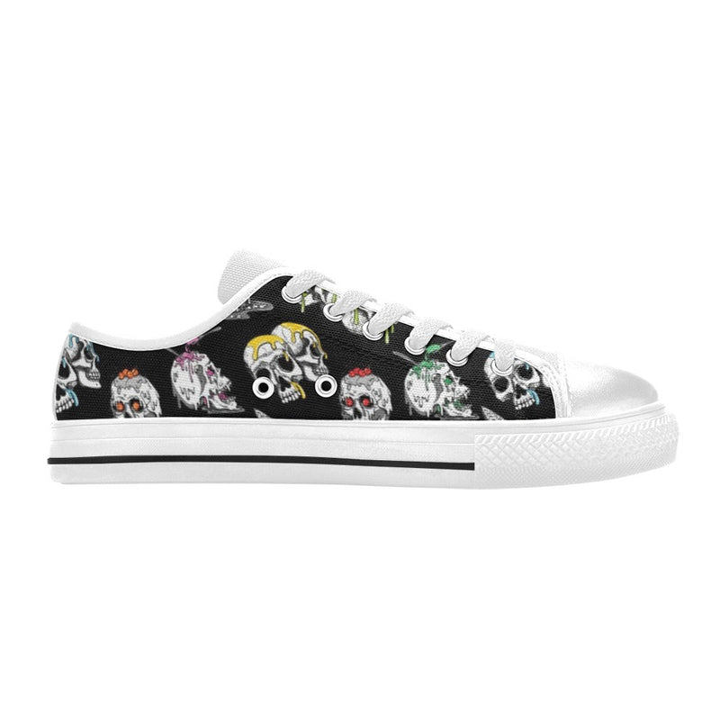 Skull Print Design LKS3013 Women's White Low Top Shoes