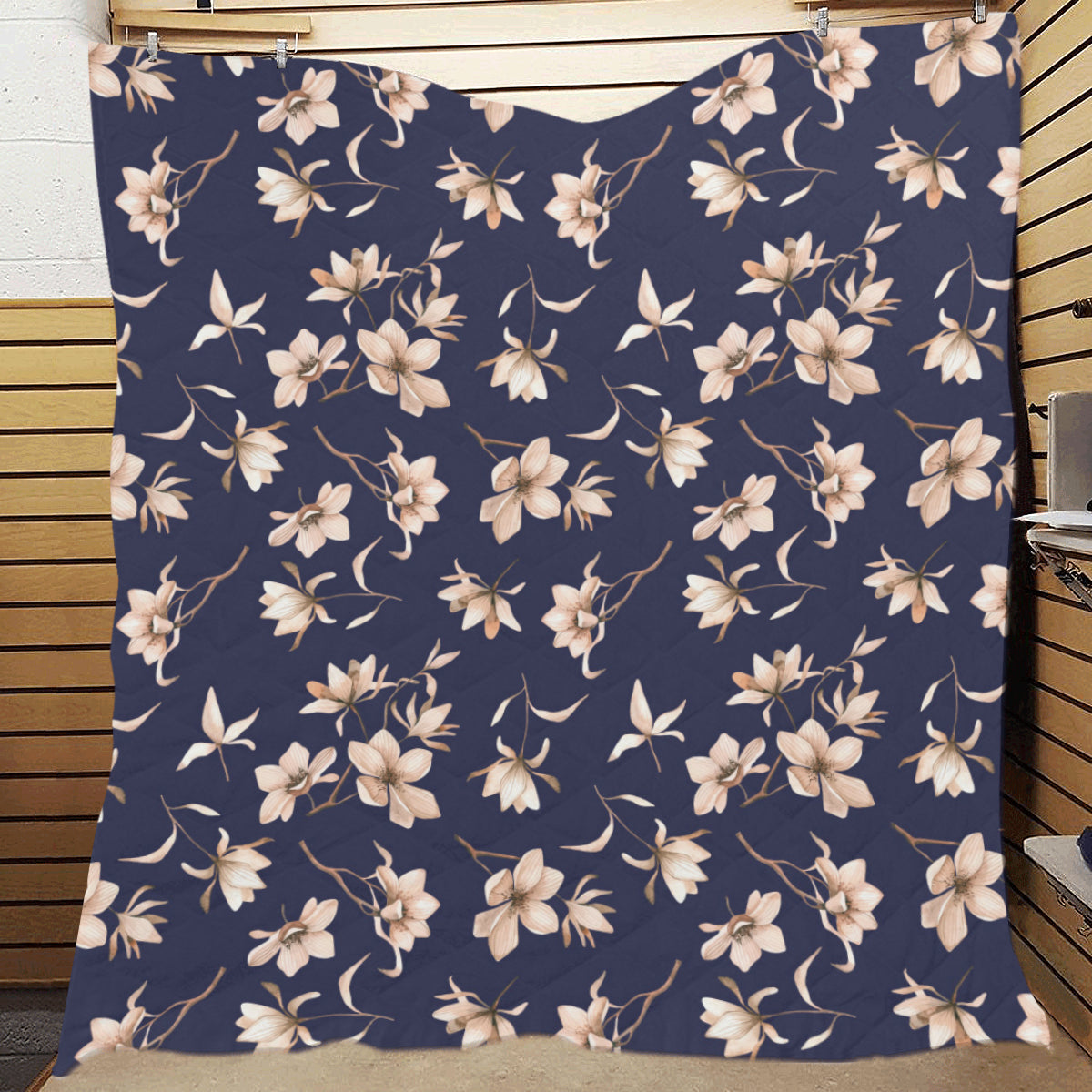 Beautiful Floral Pattern Premium Quilt