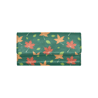 Maple Leaf Pattern Print Design 04 Women's Trifold Wallet