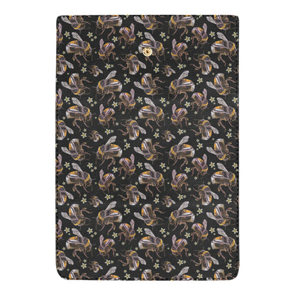 Bee Pattern Print Design 04 Women's Trifold Wallet