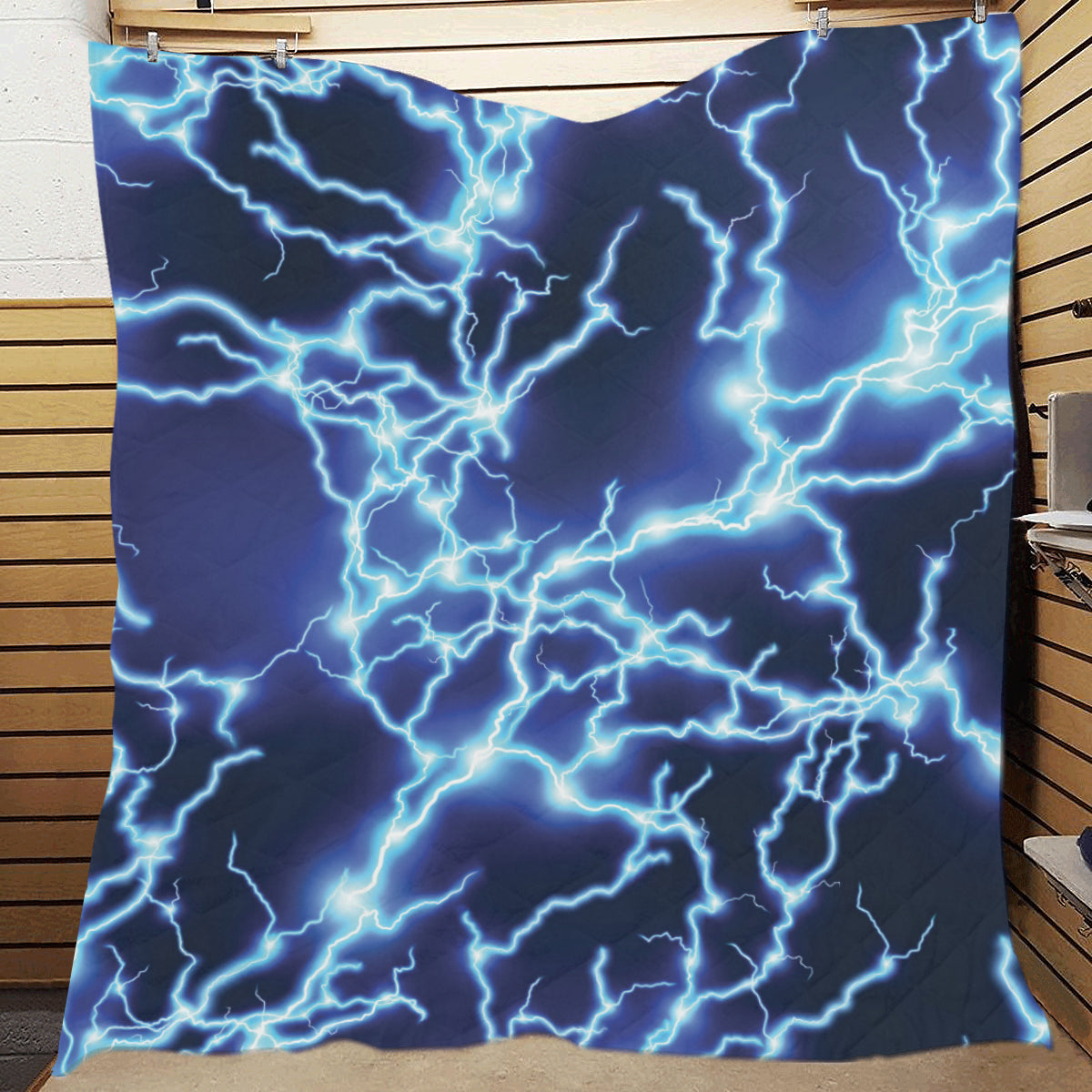 Lightning Thunder Pattern Print Design 04 Premium Quilt