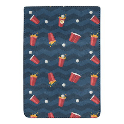 Beer Pong Pattern Print Design 01 Women's Trifold Wallet
