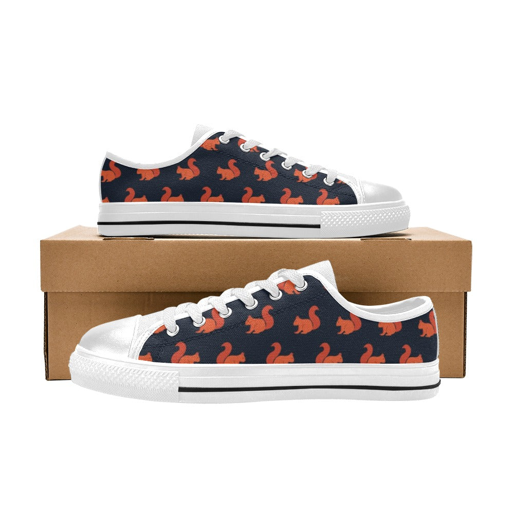 Squirrel Print Design LKS306 Women's White Low Top Shoes