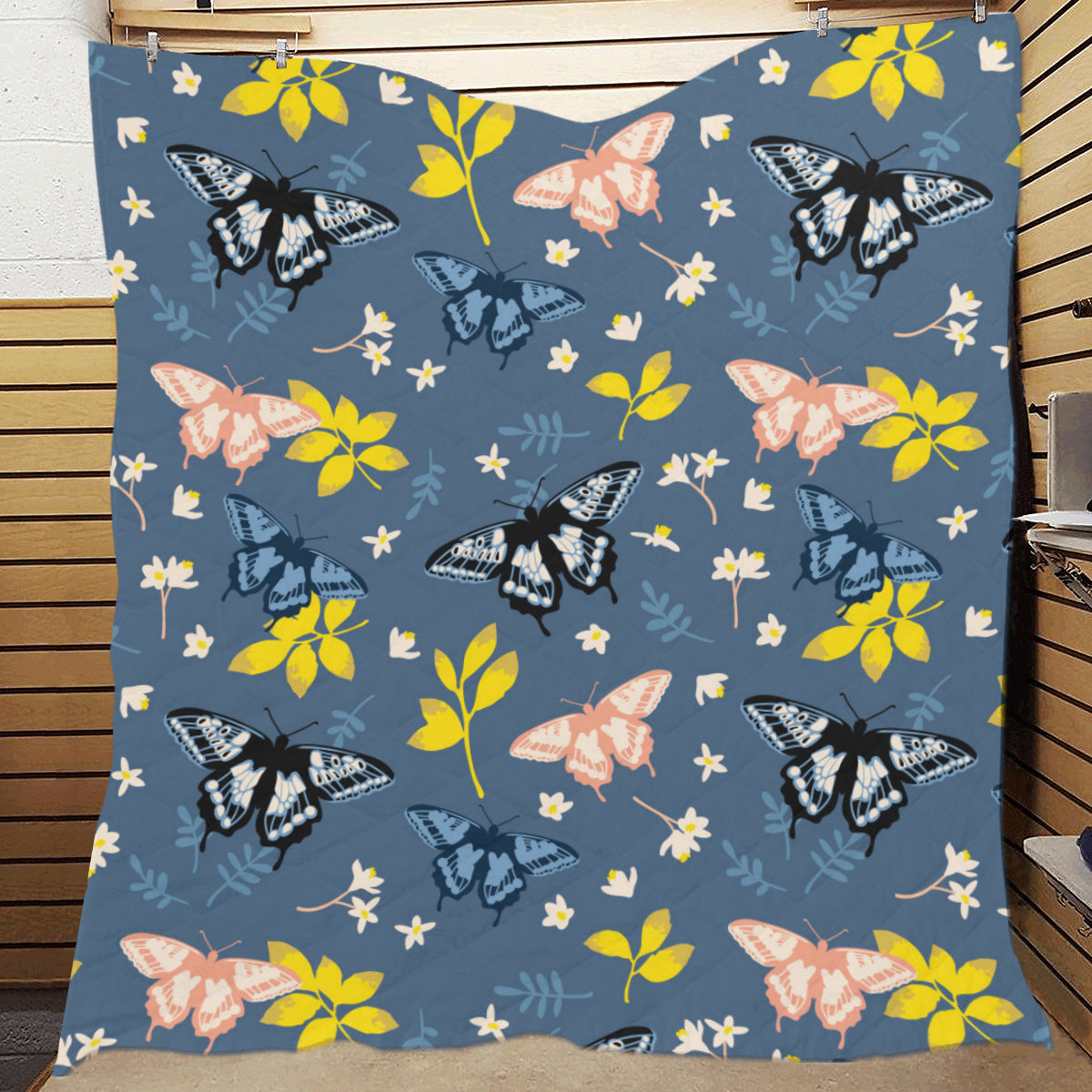 Monarch Butterfly Pattern Print Design 02 Premium Quilt