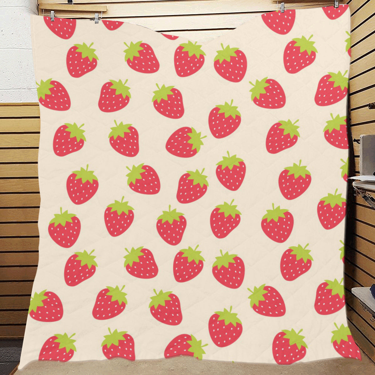 Strawberry Pattern Print Design SB02 Premium Quilt