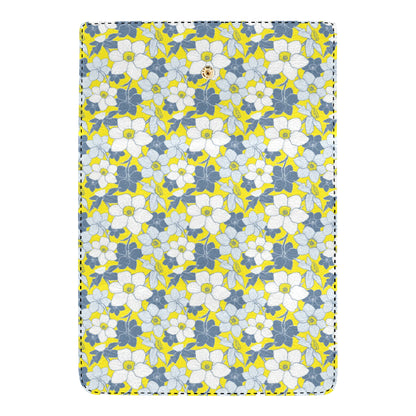 Daffodils Pattern Print Design 01 Women's Trifold Wallet