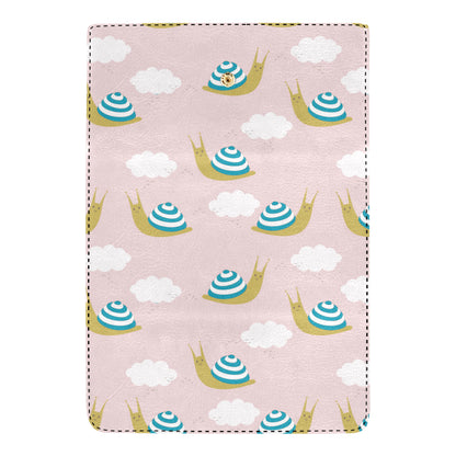 Snail Pattern Print Design 02 Women's Trifold Wallet