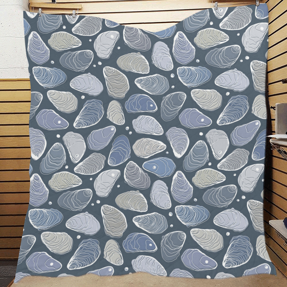 Oyster Pattern Print Design 02 Premium Quilt