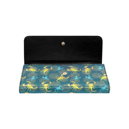 Scorpion Pattern Print Design 02 Women's Trifold Wallet