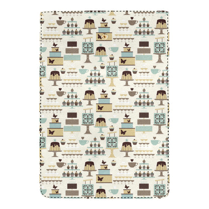 Cake Pattern Print Design 02 Women's Trifold Wallet