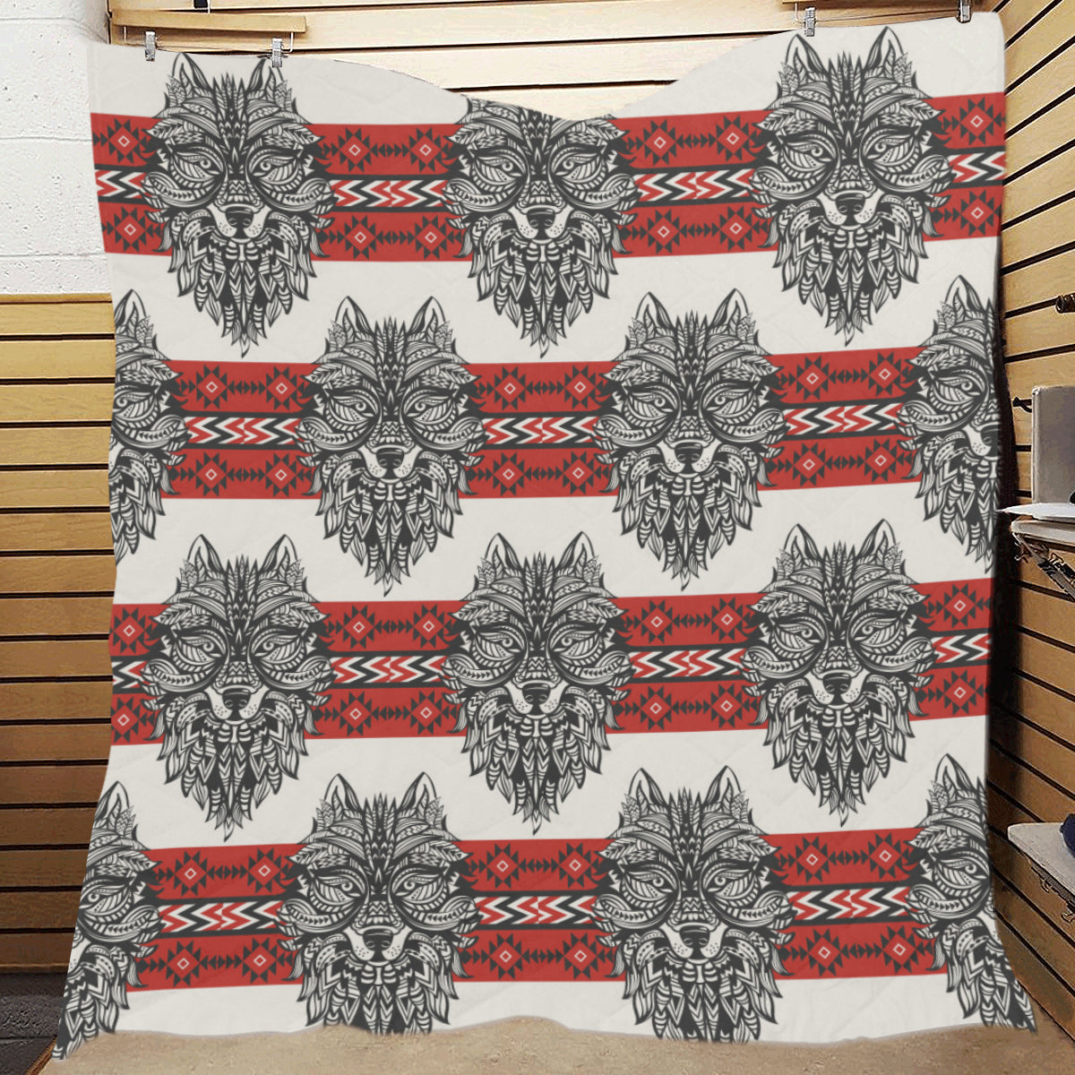 Native Indian Wolf Premium Quilt