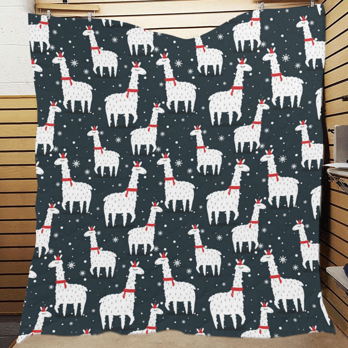Alpaca Pattern Print Design 04 Premium Quilt