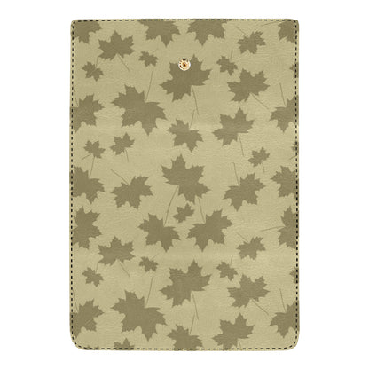 Maple Leaf Pattern Print Design 01 Women's Trifold Wallet