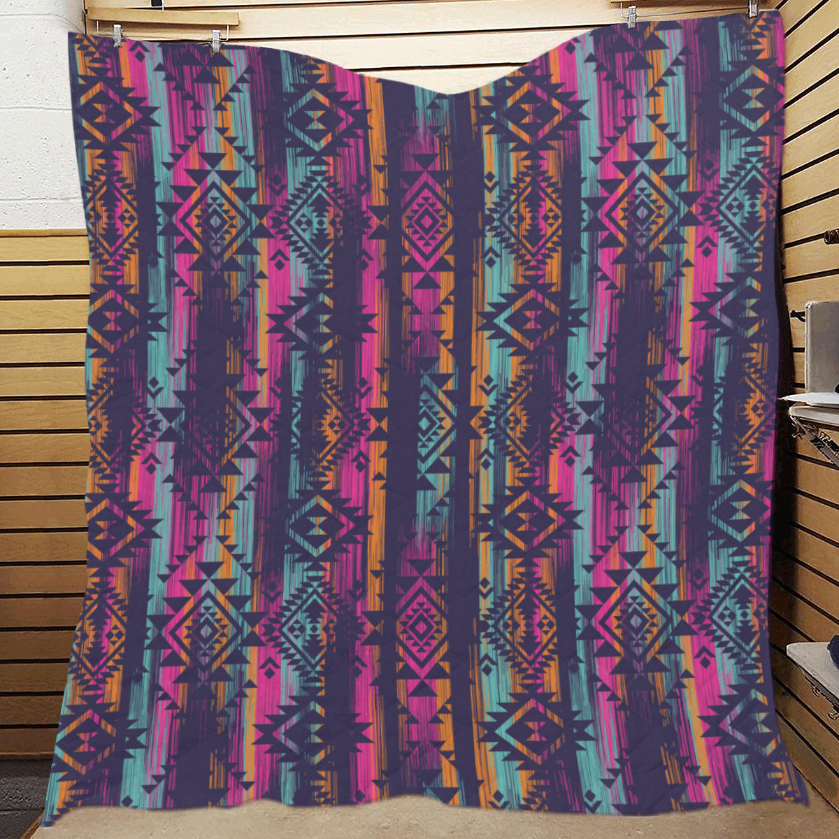 Line Tribal Aztec Premium Quilt