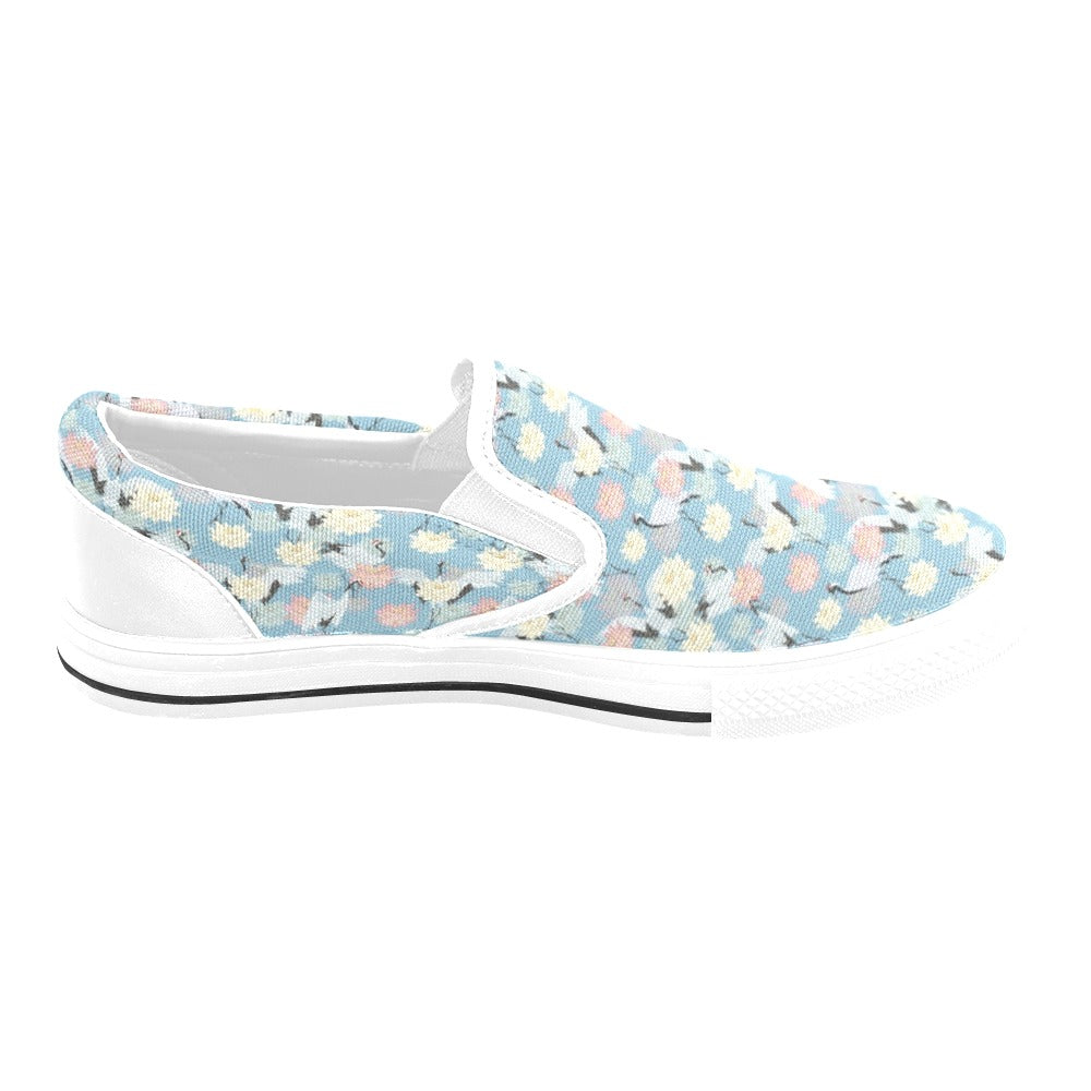 Water Lily Print Design LKS304 White Slip Ons Canvas Women's Shoes