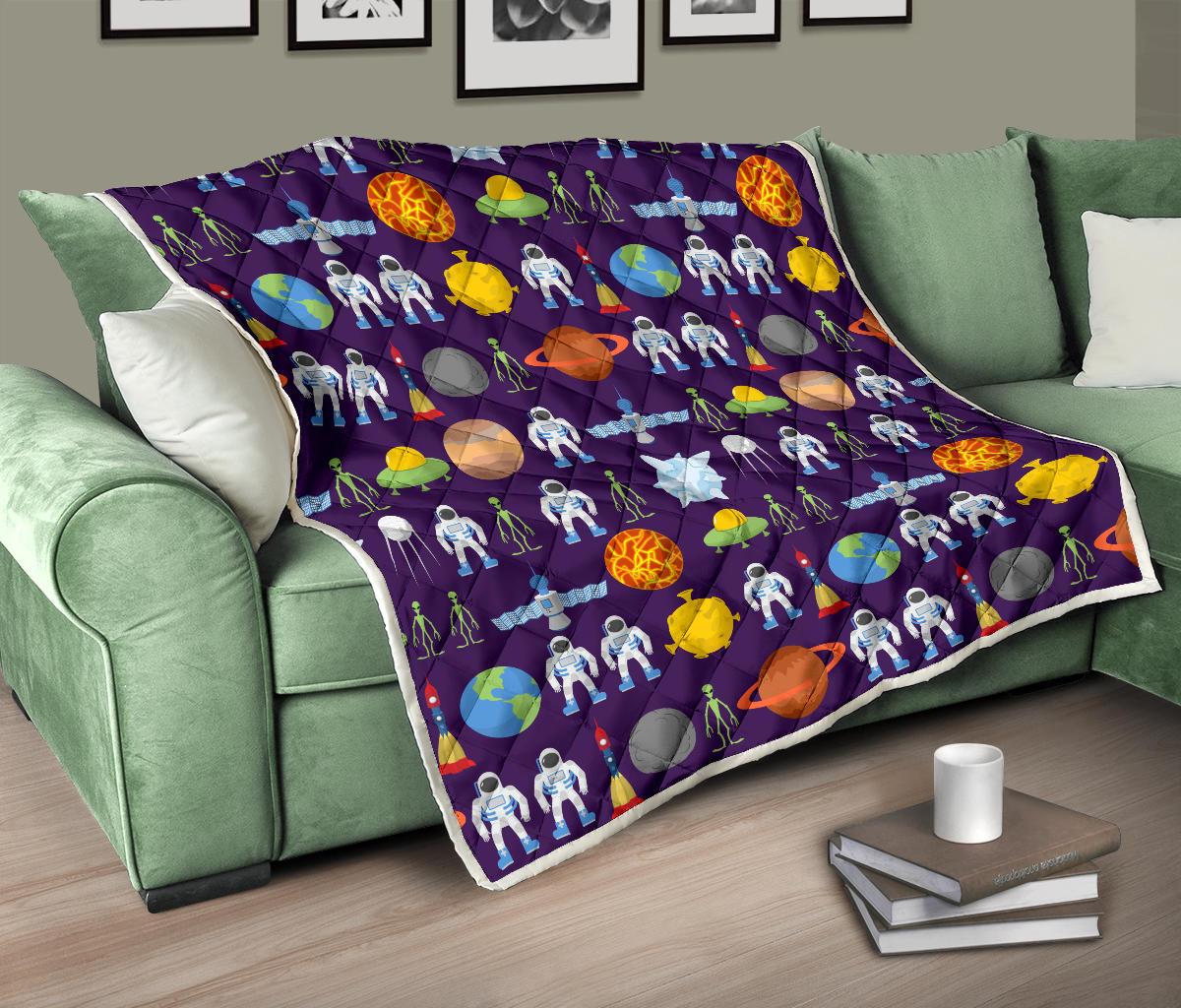 Alien Astronaut Planet Premium Quilt-JTAMIGO.COM