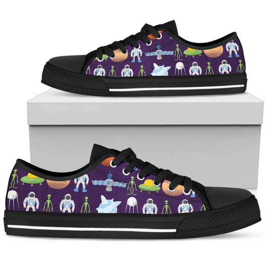 Alien Astronaut Planet Women Low Top Shoes