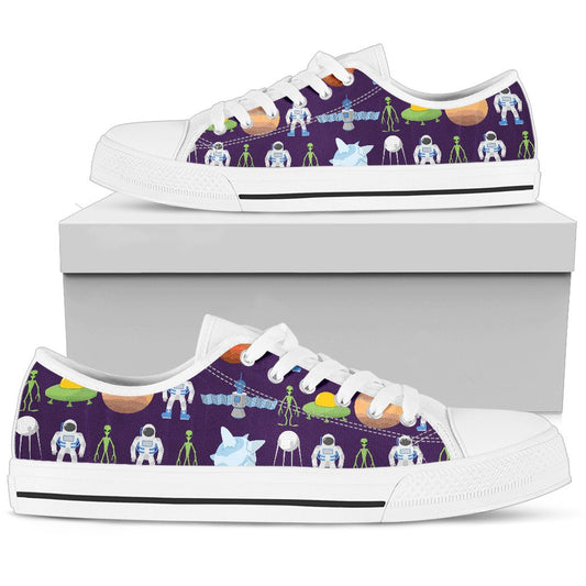 Alien Astronaut Planet Women Low Top Shoes