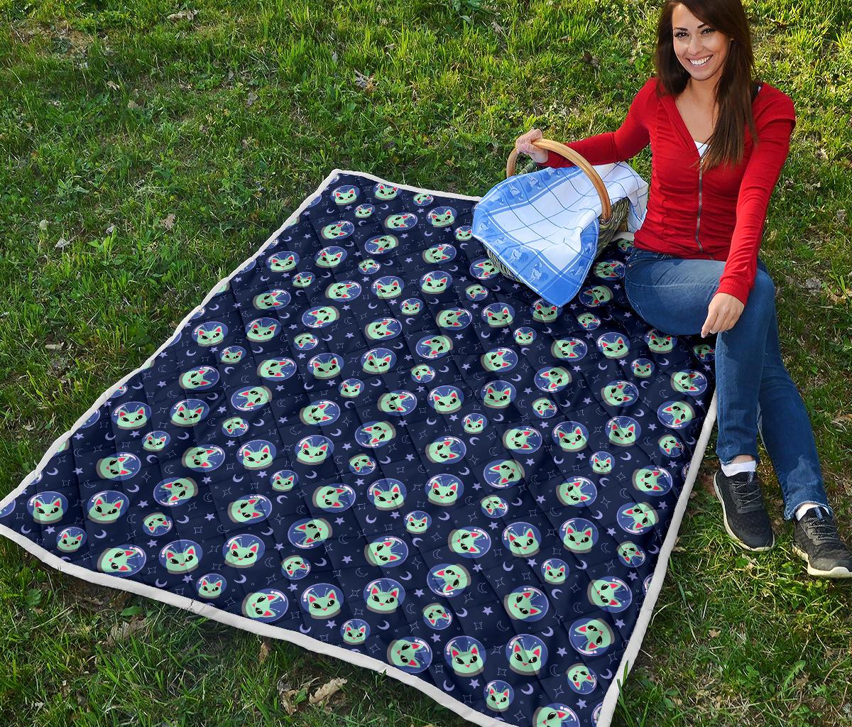 Alien Cat Premium Quilt-JTAMIGO.COM