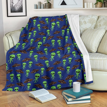 Alien Green UFO Pattern Fleece Blanket