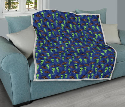 Alien Green UFO Pattern Premium Quilt-JTAMIGO.COM