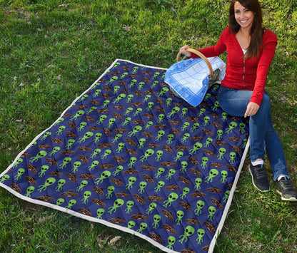 Alien Green UFO Pattern Premium Quilt-JTAMIGO.COM