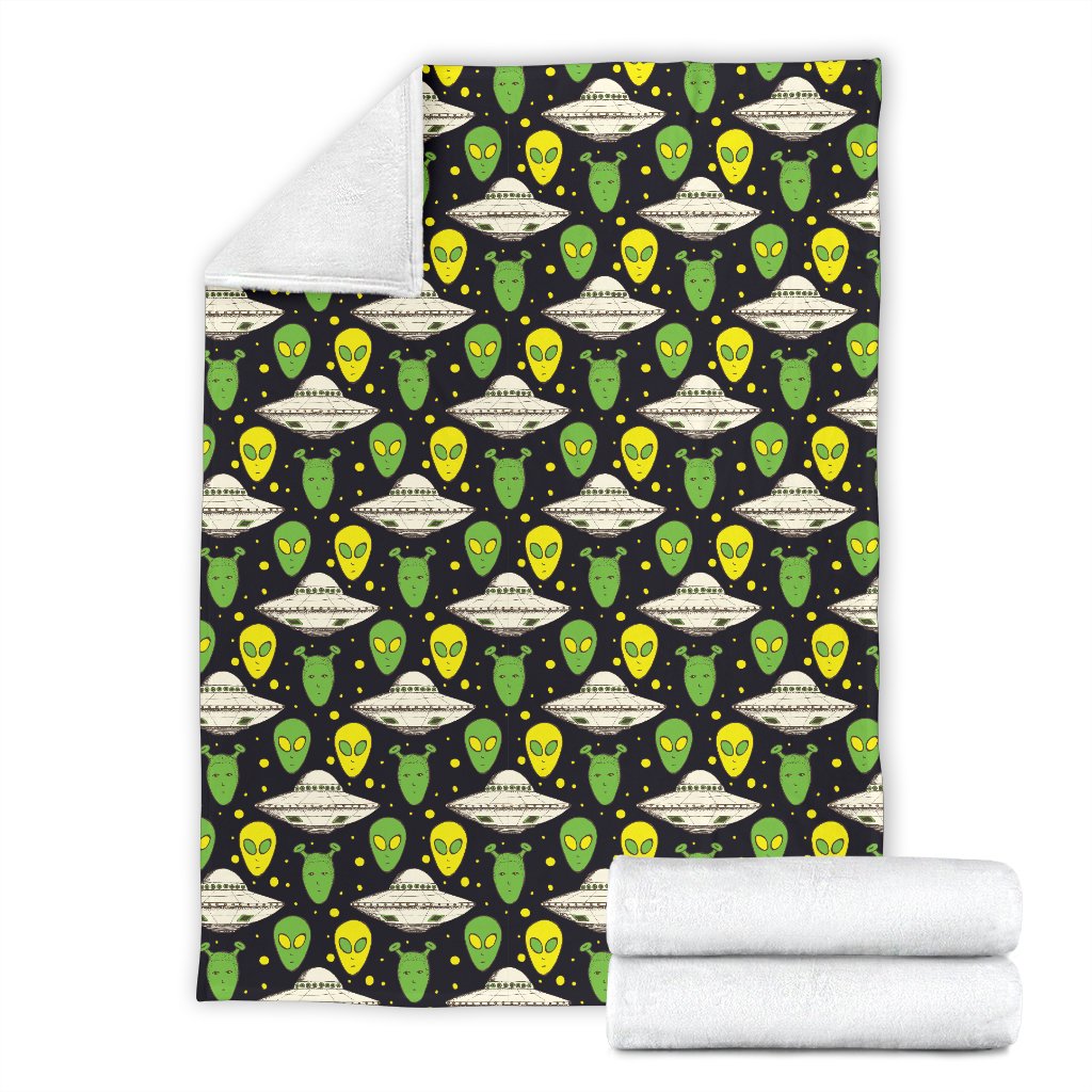 Alien UFO Pattern Fleece Blanket