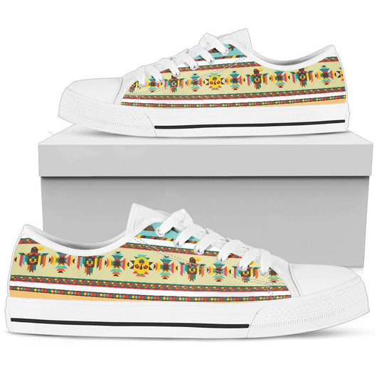 American indian Life Pattern Women Low Top Shoes