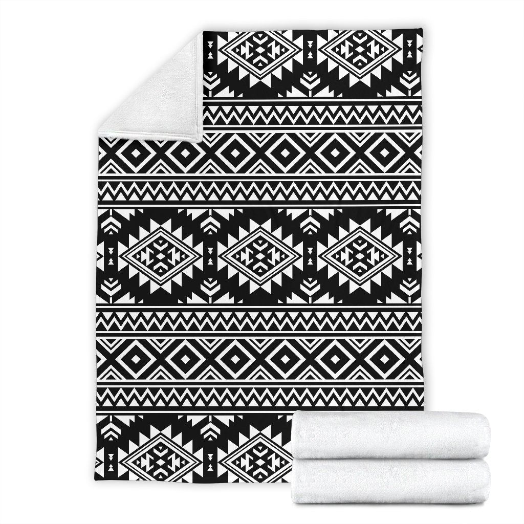 Aztec Black White Print Pattern Fleece Blanket
