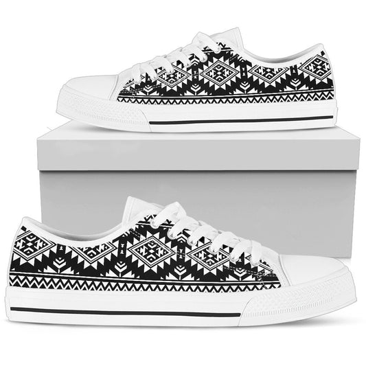 Aztec Black White Print Pattern Women Low Top Shoes