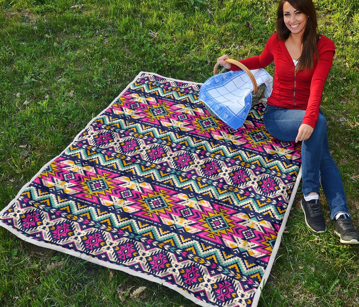 Aztec Pink Geometric Print Pattern Premium Quilt-JTAMIGO.COM