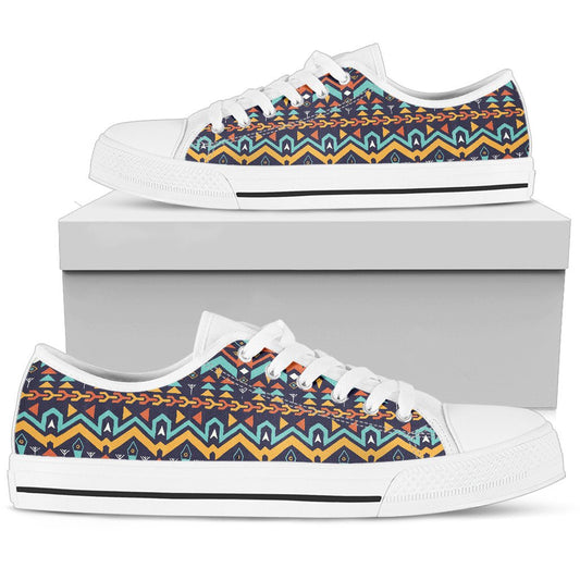Aztec Style Print Pattern Women Low Top Shoes