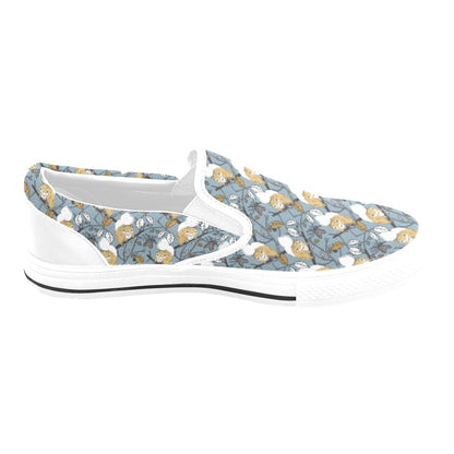 Squirrel Print Design LKS305 White Slip Ons Canvas Women's Shoes