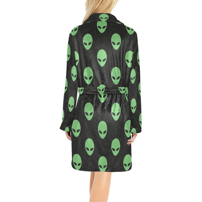 Alien Green Neon Pattern Print Design 01 Women's Fleece Robe