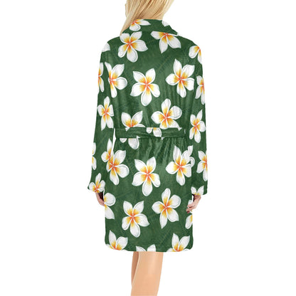 White Plumeria Pattern Print Design PM020 Women's Fleece Robe