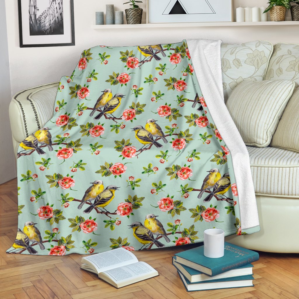 Bird With Red Flower Print Pattern Fleece Blanket