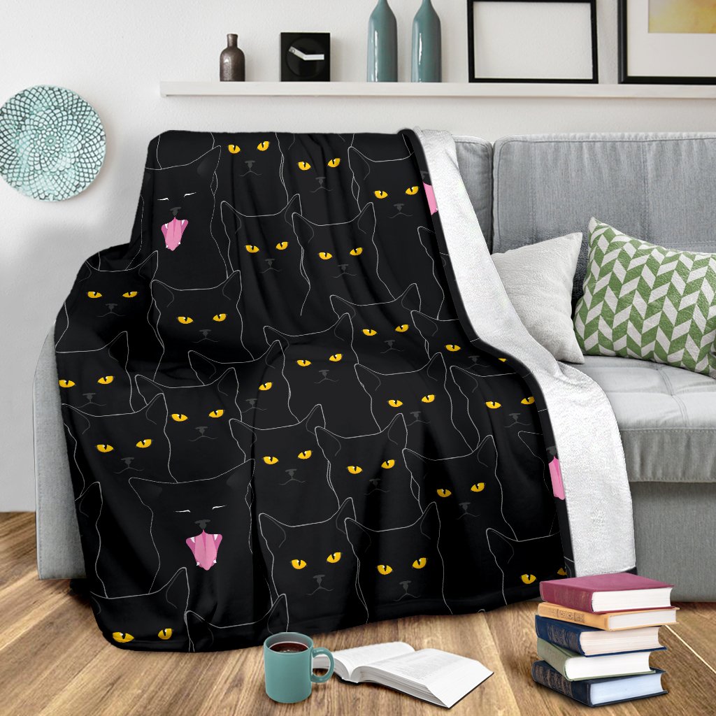 Black Cat Yellow Eyes Print Pattern Fleece Blanket