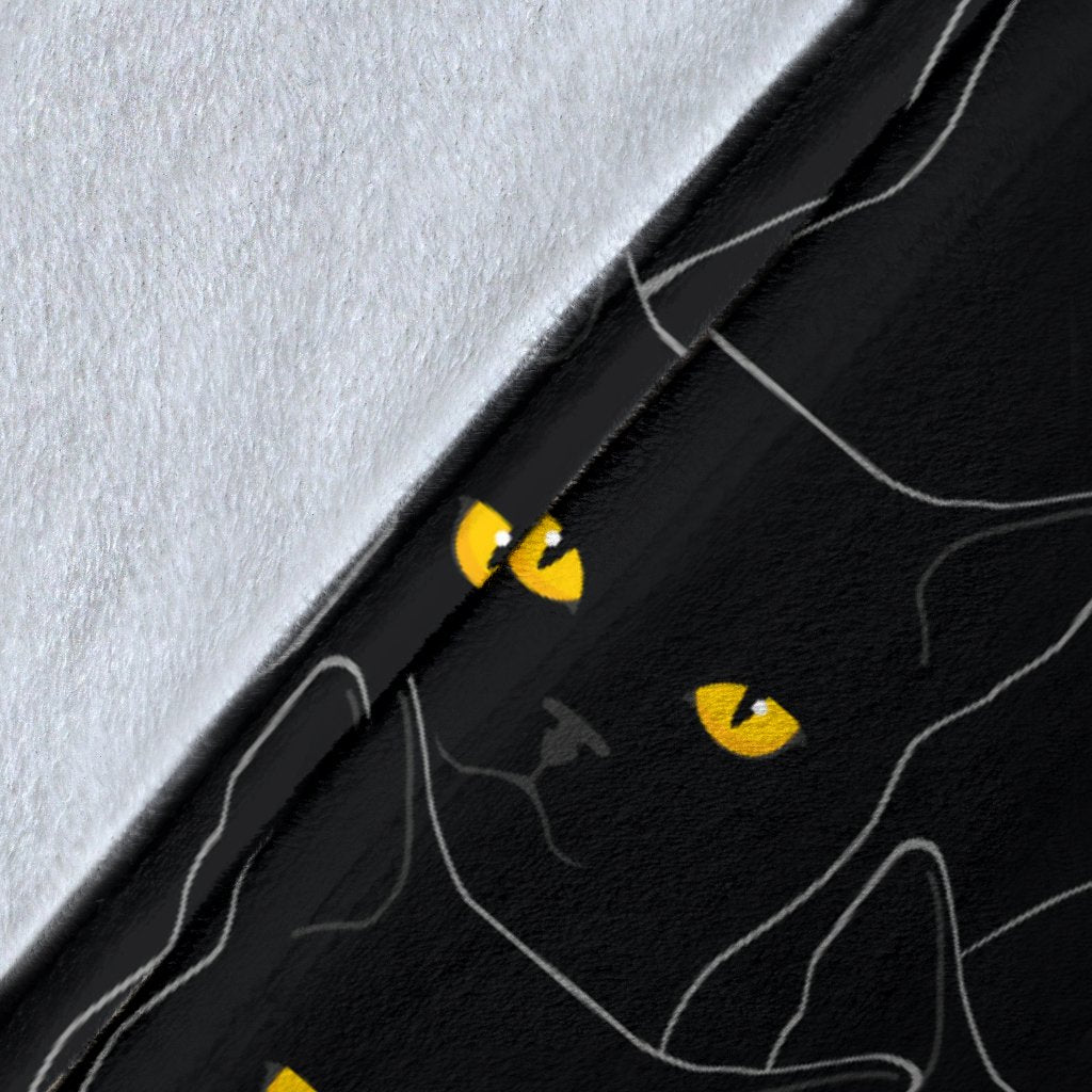 Black Cat Yellow Eyes Print Pattern Fleece Blanket