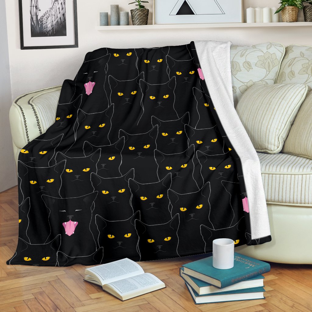 Black Cat Yellow Eyes Print Pattern Fleece Blanket