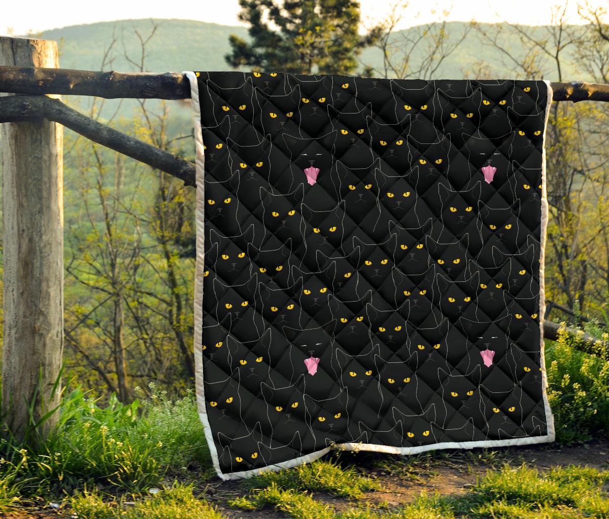 Black Cat Yellow Eyes Print Pattern Premium Quilt-JTAMIGO.COM