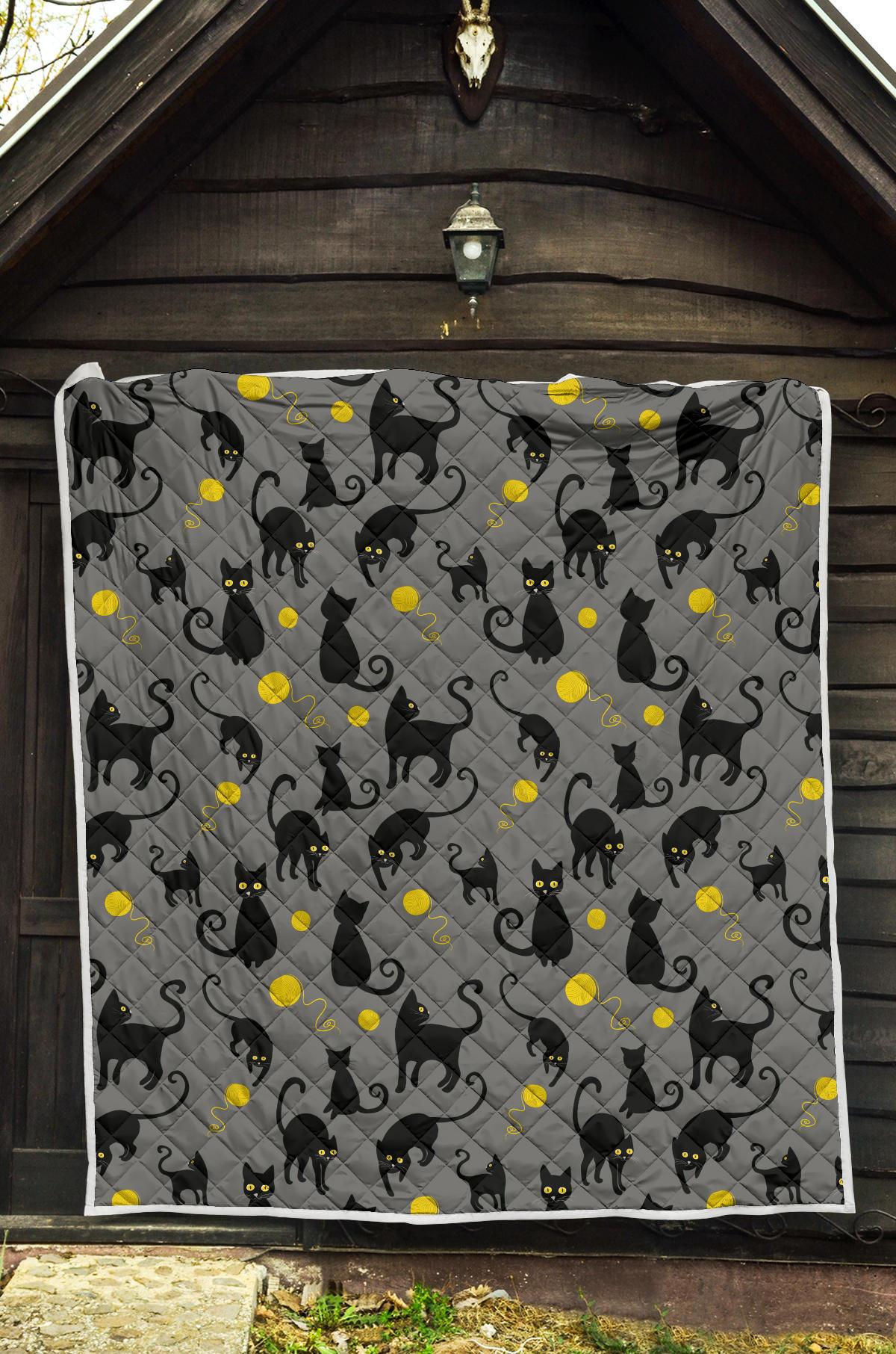 Black Cat Yellow Yarn Print Pattern Premium Quilt-JTAMIGO.COM