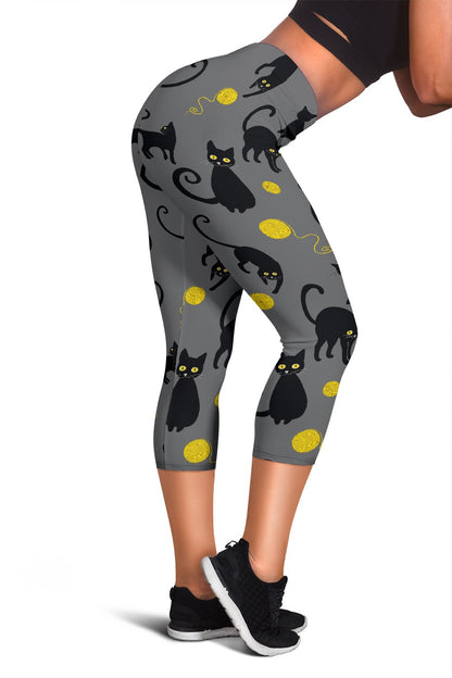 Black Cat Yellow Yarn Print Pattern Women Capris
