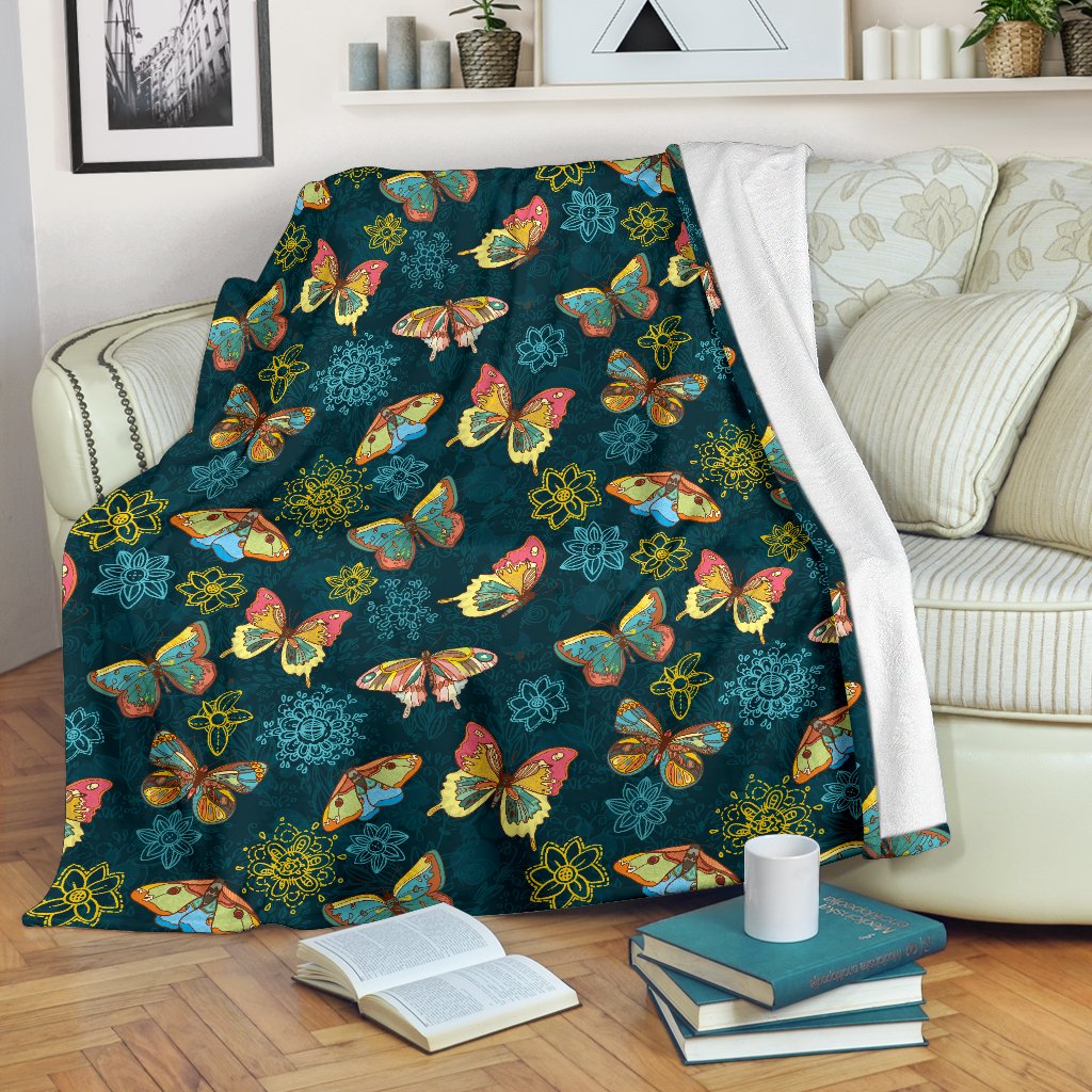 Butterfly Hand Draw Print Pattern Fleece Blanket