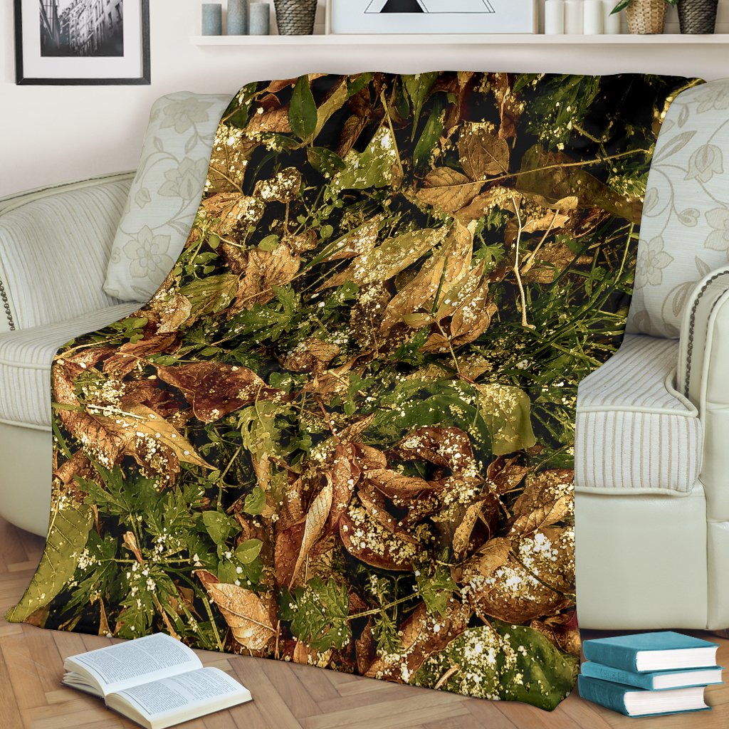 Camo Realistic Tree Forest Texture Print Fleece Blanket