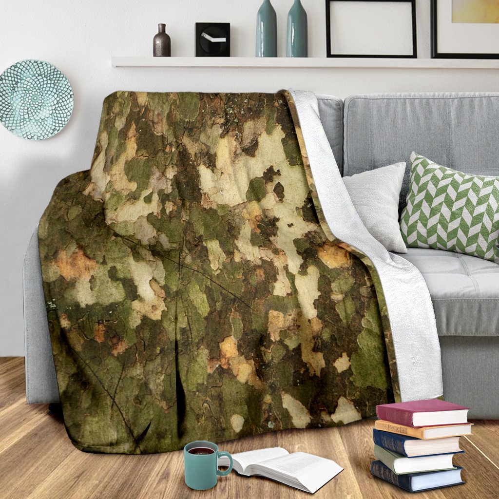 Camo Realistic Tree Texture Print Fleece Blanket