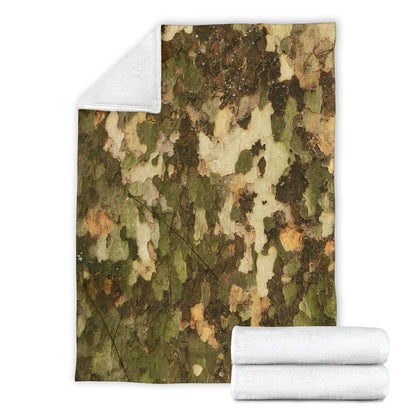 Camo Realistic Tree Texture Print Fleece Blanket