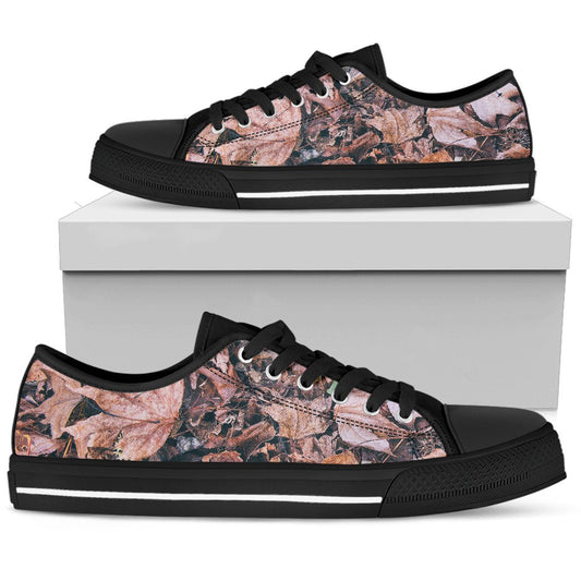Camouflage Realistic Tree Leaf Print Women Low Top Shoes