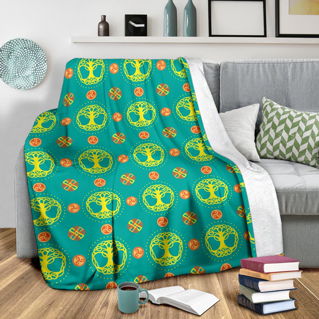 Celtic Tree Of Life Print Pattern Fleece Blanket
